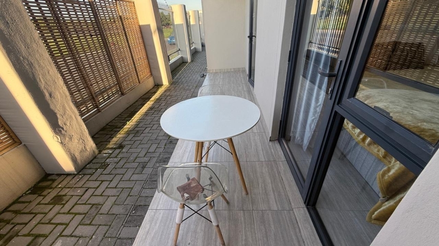 To Let 2 Bedroom Property for Rent in Parklands North Western Cape